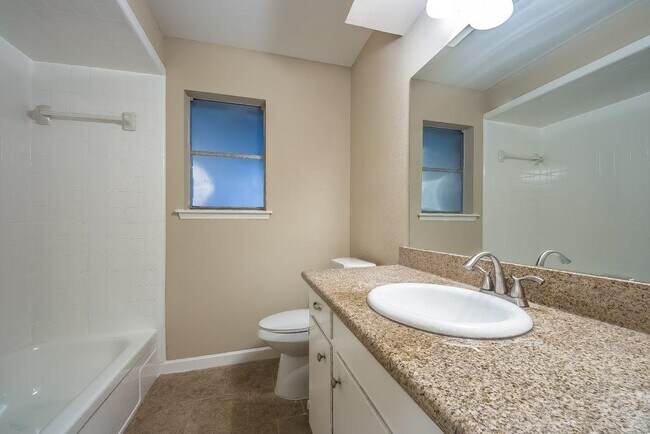 Building Photo - 2110 Wycliffe Dr