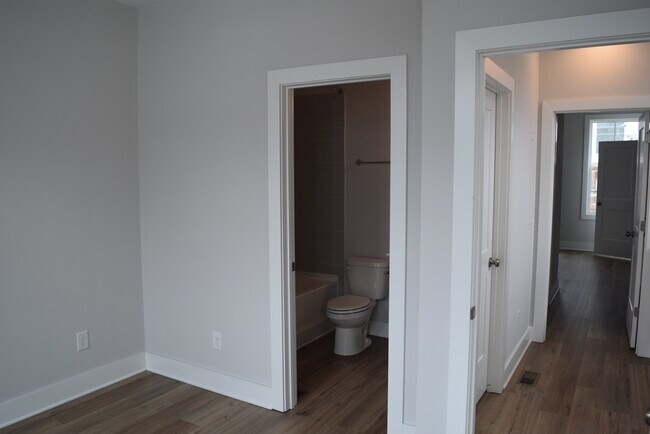 Level 3 - 2nd bedroom and bathroom - 1233 Cushenberry Ln