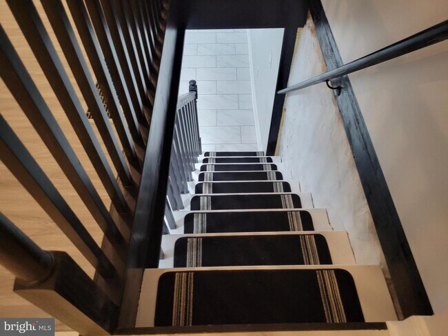 Building Photo - 412 Durfor St