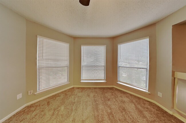 Building Photo - 12519 Limber Pine Pl