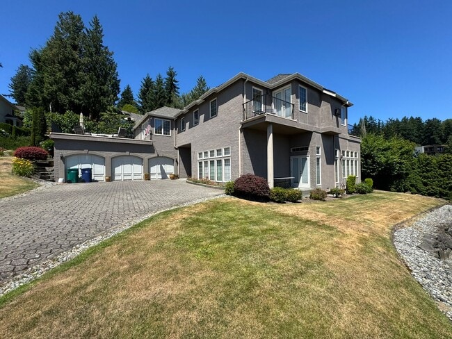 Building Photo - 4bd/4ba Kirkland House