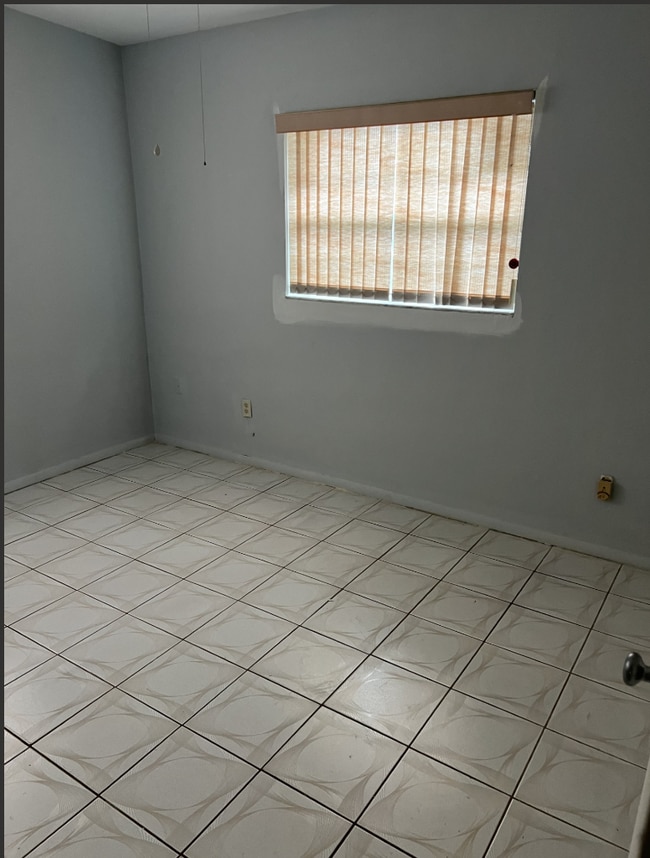 Building Photo - 232 Mercado Ave