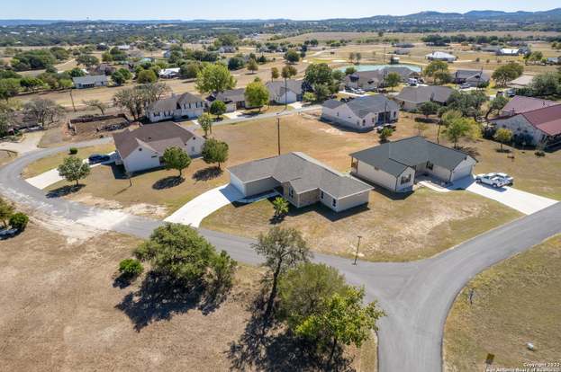 Building Photo - 118 Edgewood Cir