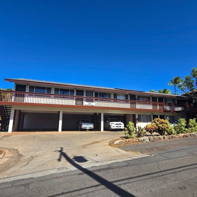 Primary Photo - Live the beach life! Remodeled 1 Bedroom Near Charlie Young Beach