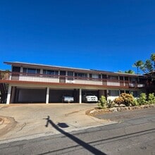 Building Photo - Live the beach life! Remodeled 1 Bedroom Near Charlie Young Beach