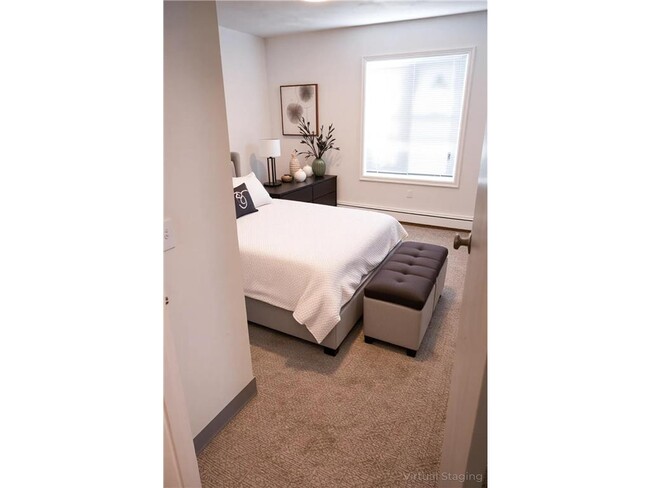 Building Photo - 1205 Victoria St