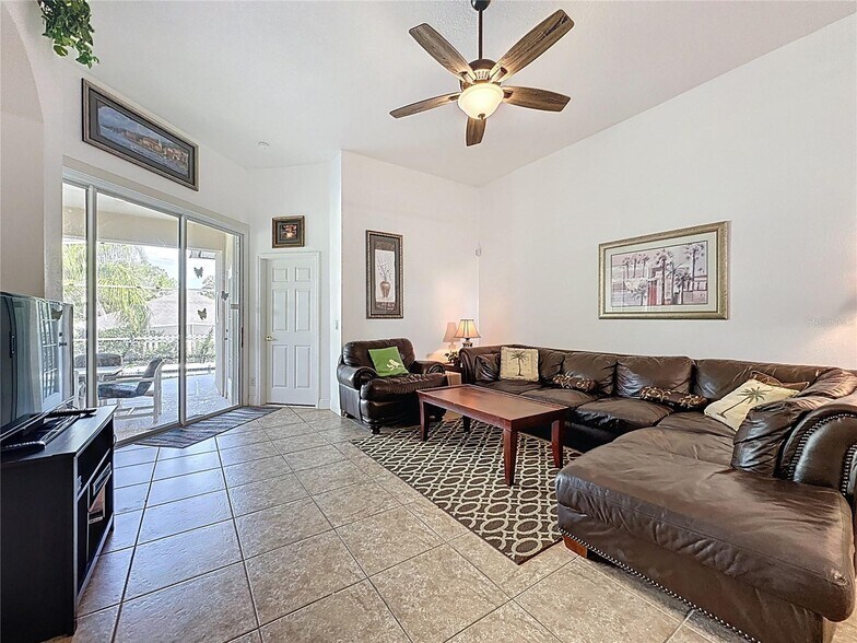 Building Photo - 107 Amaca Ln