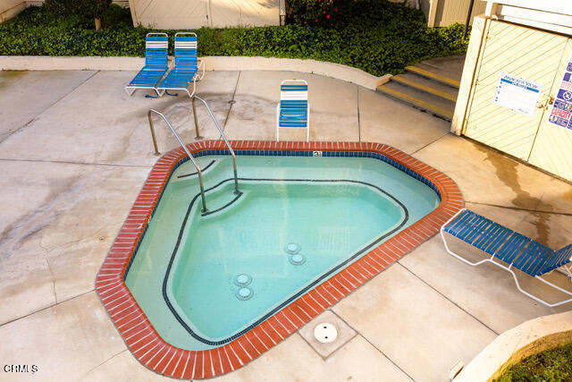 Building Photo - 209 S Ventura Rd