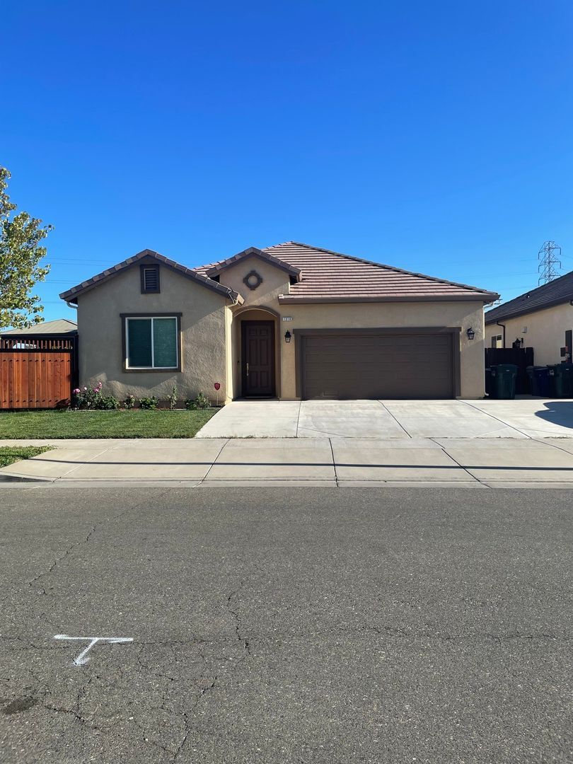 Building Photo - 1210 Wildcat Dr