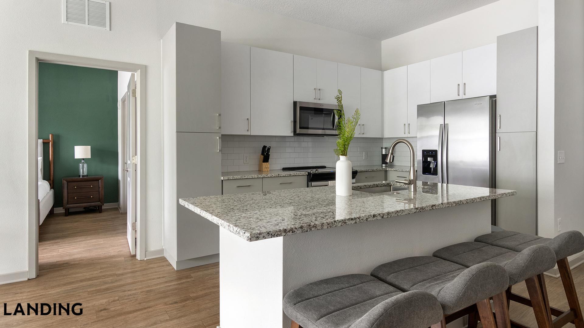 Building Photo - 7311 Baymeadows Way