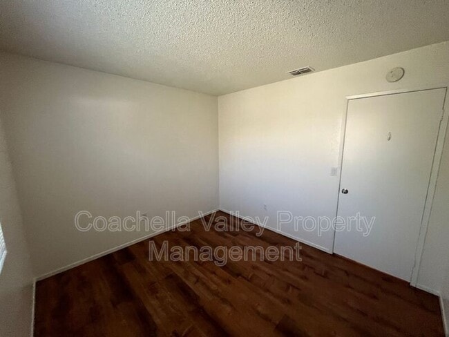 Building Photo - 40641 Schafer Pl