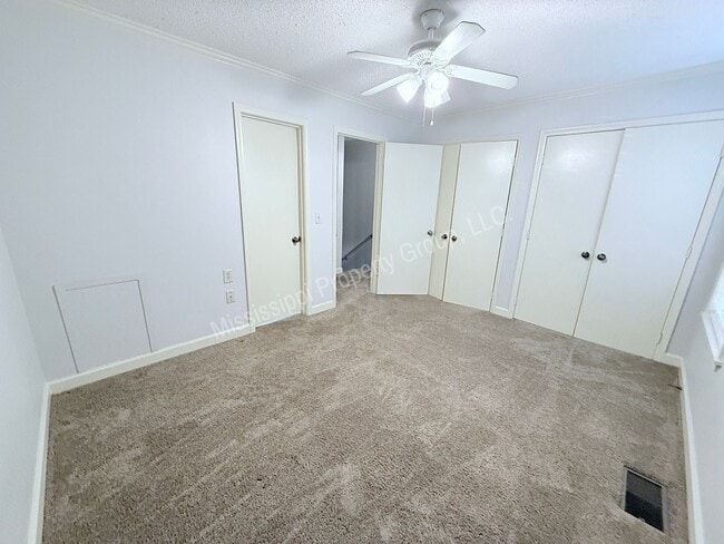 Building Photo - 2BR/2.5BA FOR RENT