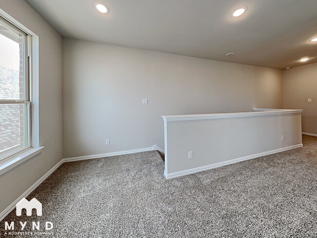 Building Photo - 14844 Gentry Dr