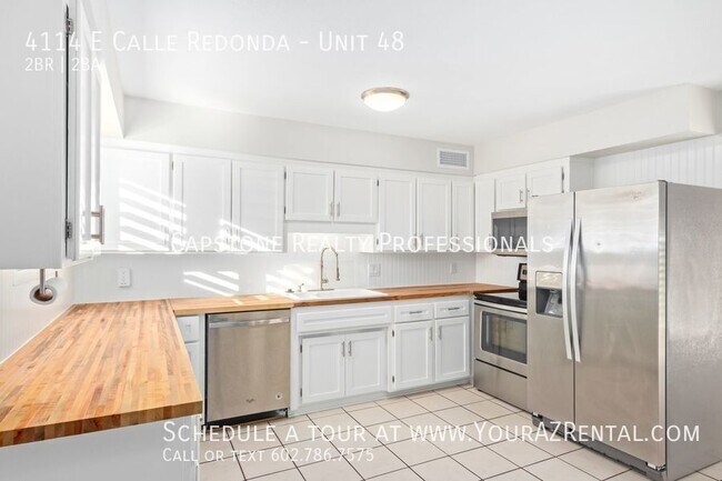 Building Photo - 4114 E Calle Redonda