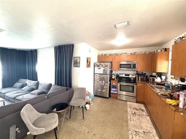 Building Photo - 1441 Miami Rd