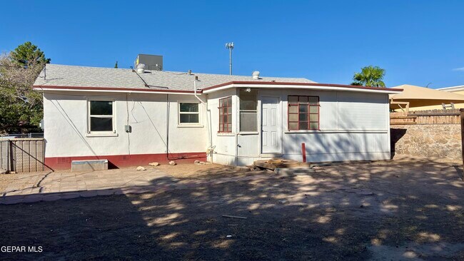 Building Photo - 8033 Carpenter Dr