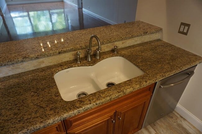 Building Photo - 4091 Cypress Reach Ct