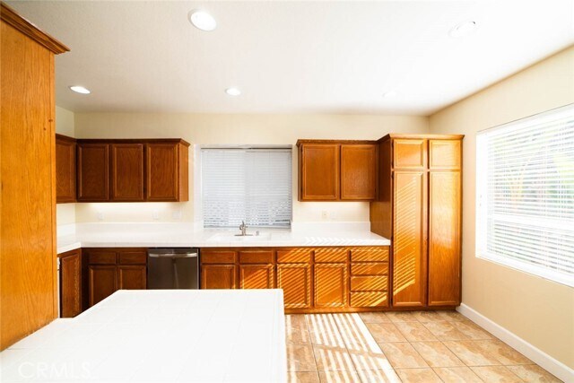 Building Photo - 5 Osprey Ave