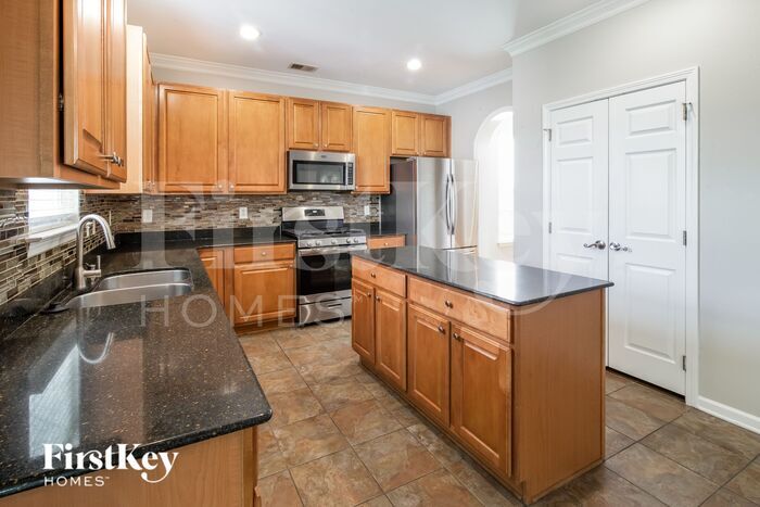 Building Photo - 3354 Kirkwall Dr