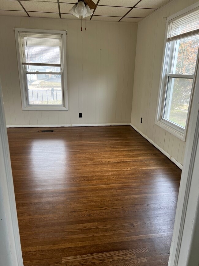 Building Photo - 3200 S 7th St