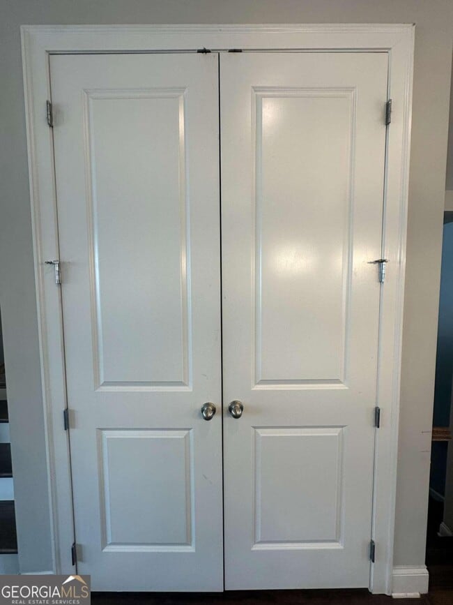 Building Photo - 1508 Slopeside Loop SE