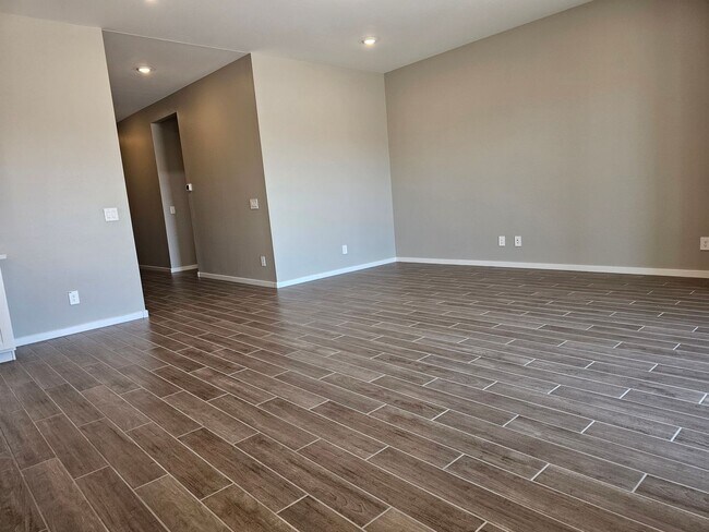 Building Photo - 17659 W College Dr