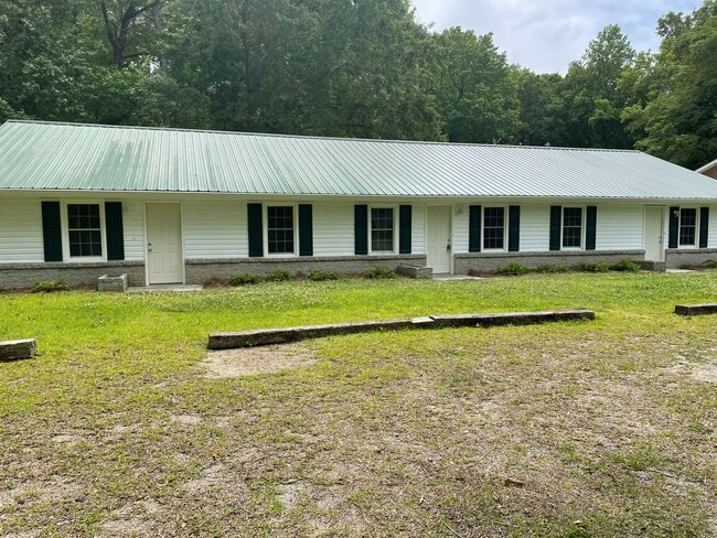 Primary Photo - 308 Briarwood Ln