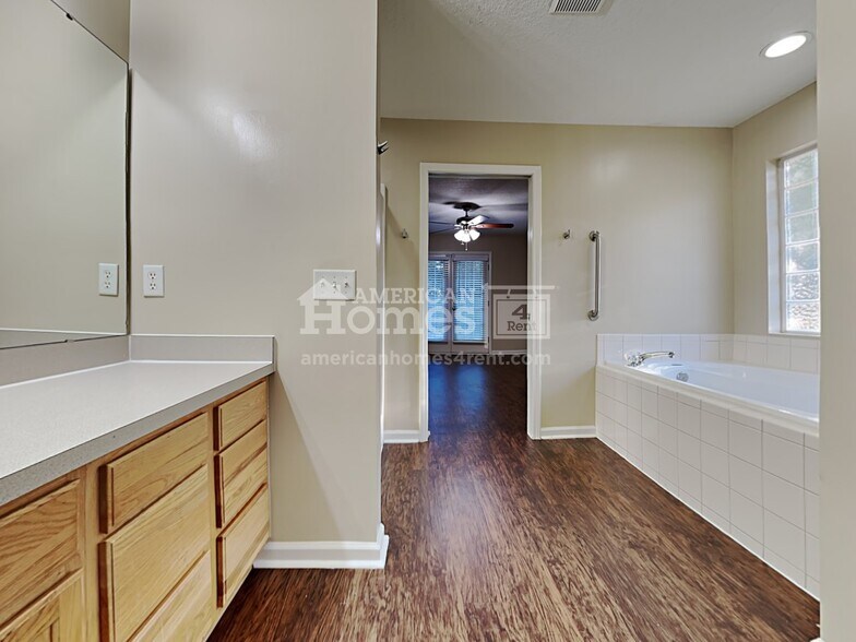 Building Photo - 96014 Sea Winds Dr