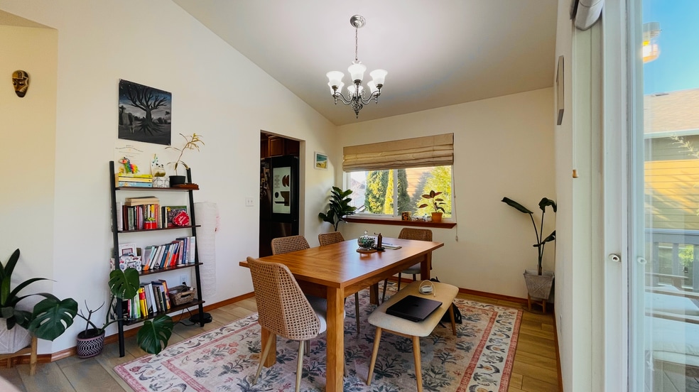 Building Photo - 18521 Stone Ave N