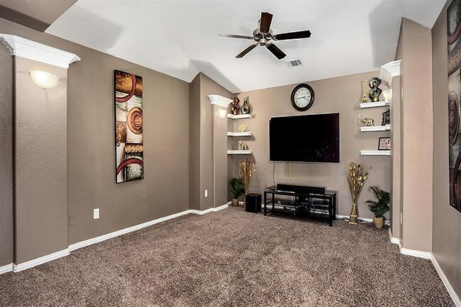 Building Photo - 10903 Kennowy Ct