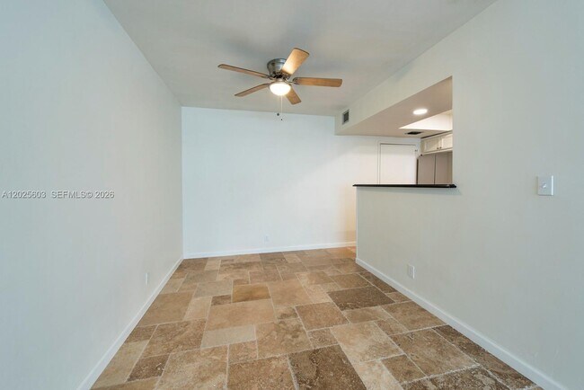 Building Photo - 4010 Galt Ocean Dr
