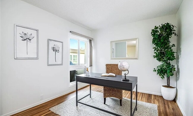 Building Photo - Nestled on the vibrant Sepulveda Boulevard...