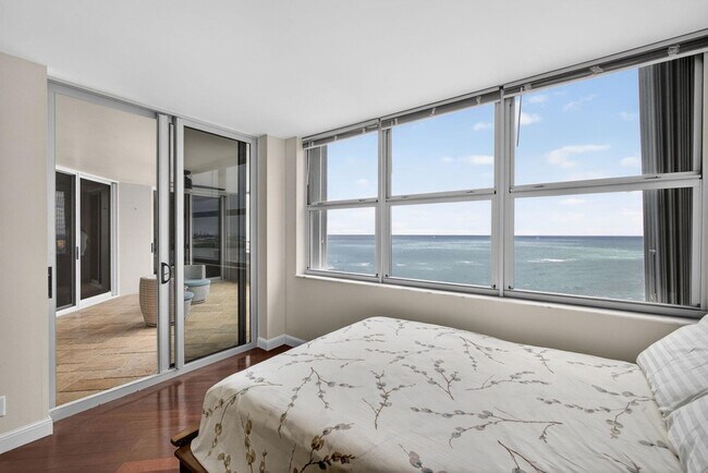 Building Photo - 5200 N Ocean Dr