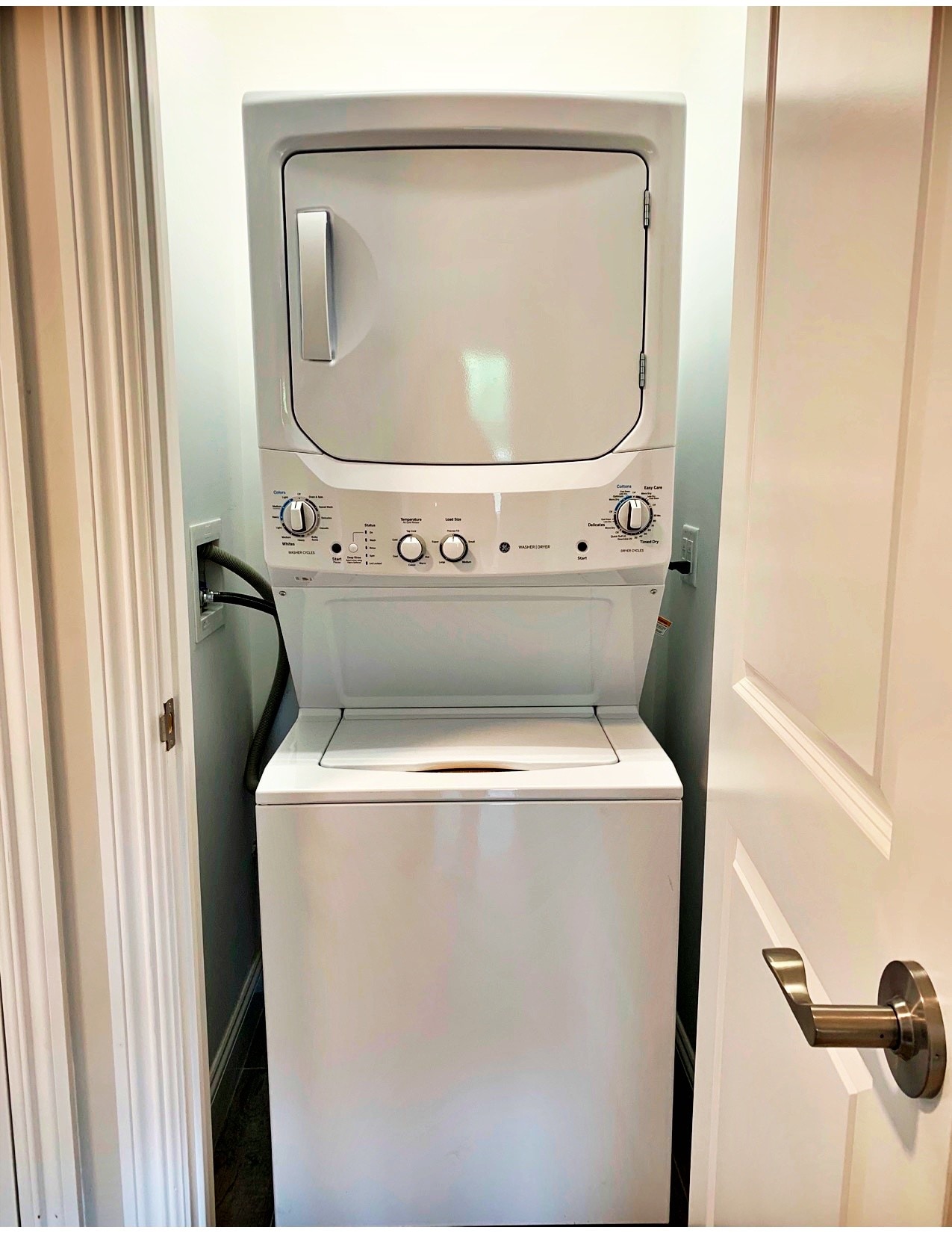 Building Photo - 62 Main St