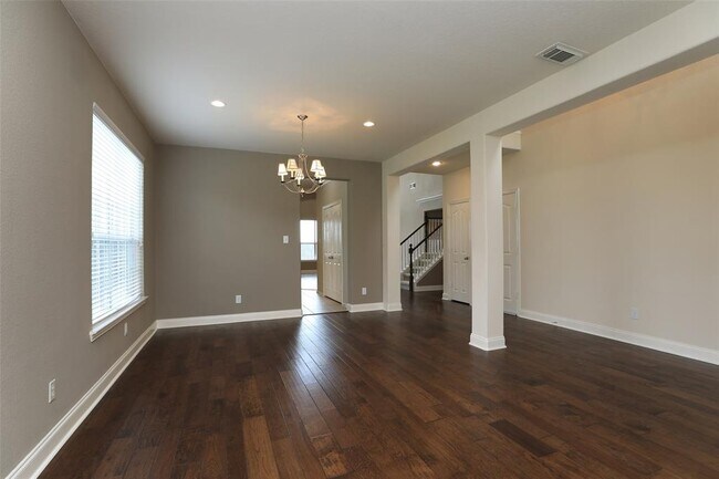 Building Photo - 9603 Red Rugosa Dr