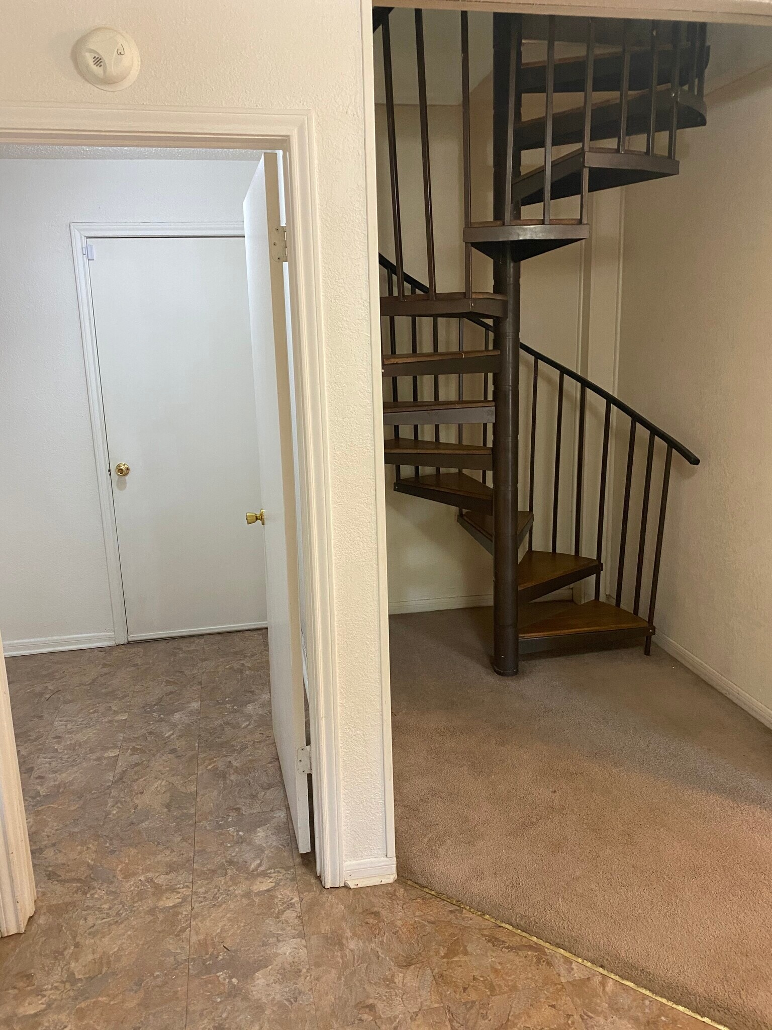 Building Photo - 4307 Pawnee Trl