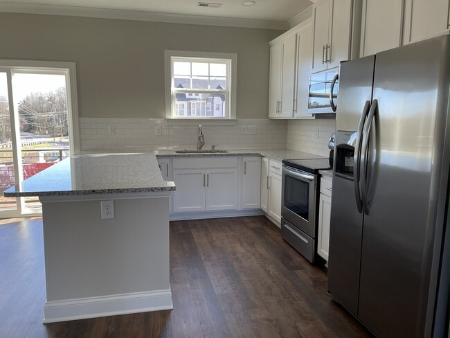 Building Photo - 239Keener