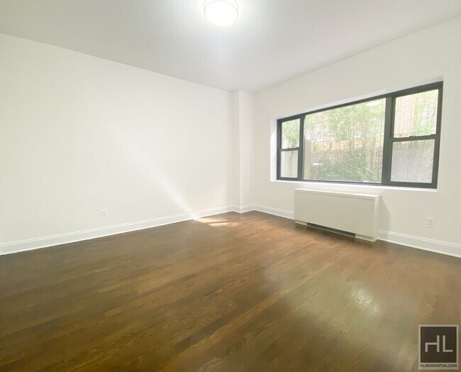 Building Photo - 405 E 56th St