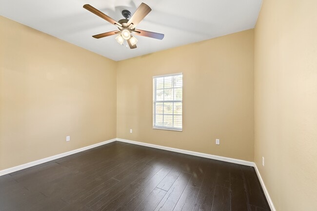 Building Photo - 68 Richard Dr