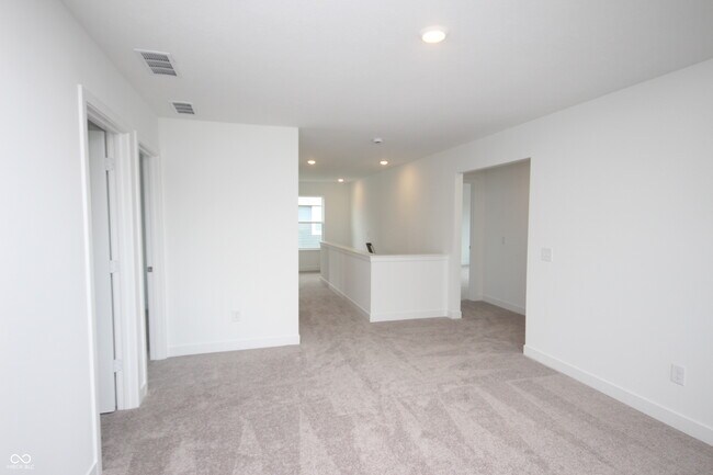 Building Photo - 7291 Standish Ln