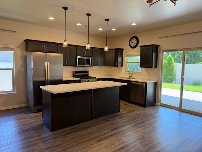 Building Photo - 212 Monitor Mesa Ct