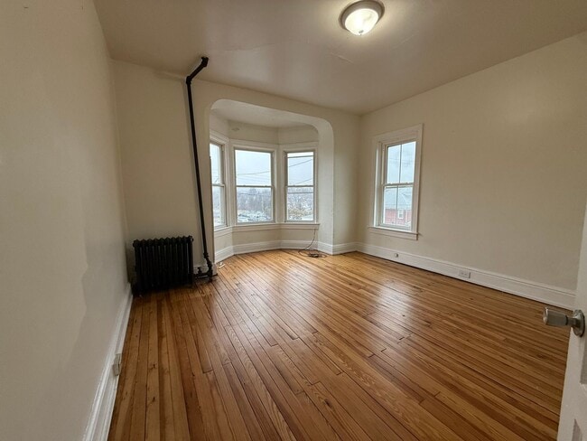 Building Photo - 274 Jefferson Ave