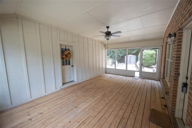 Building Photo - 3954 Croydon Rd