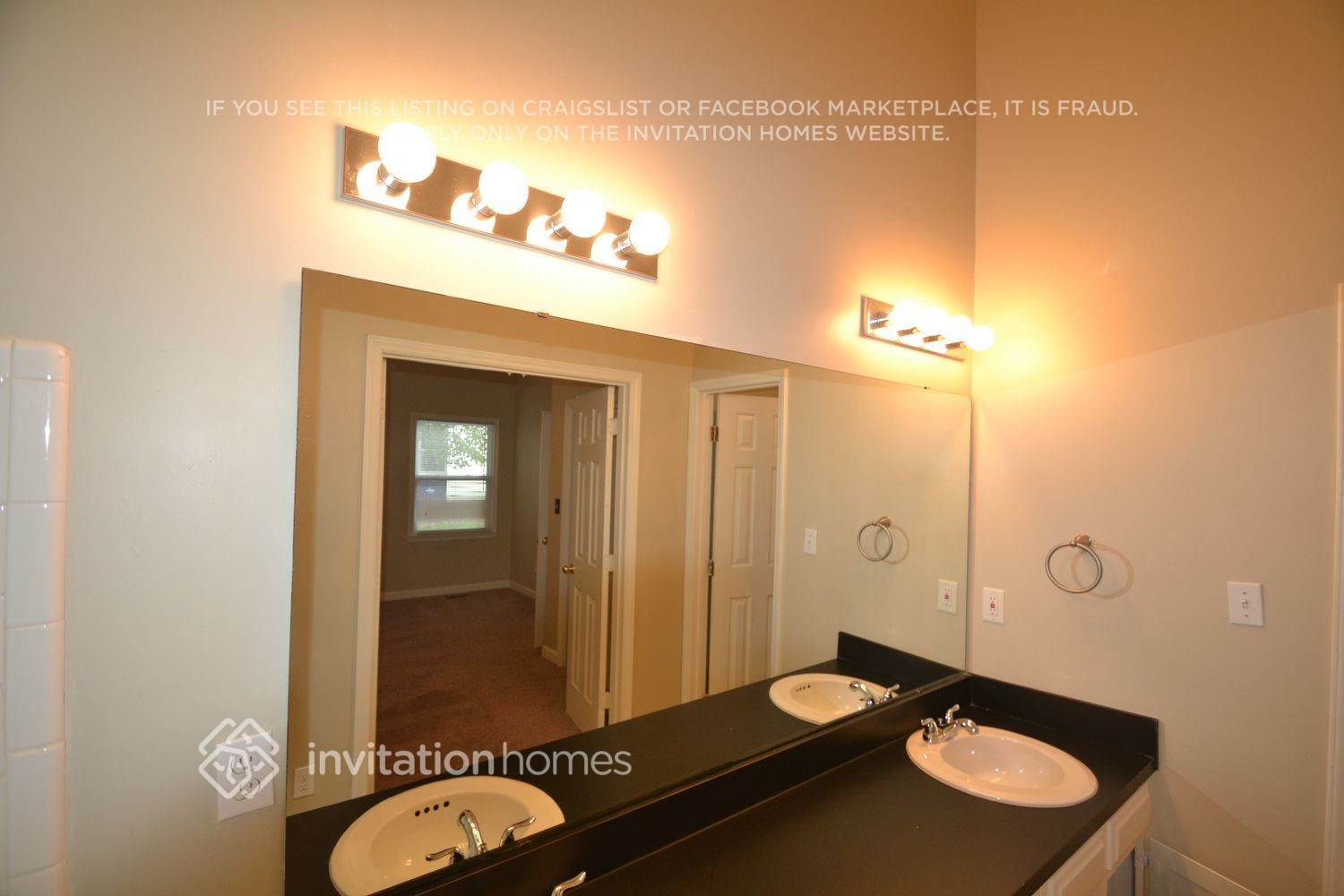 Building Photo - 2704 Kempsford Pl