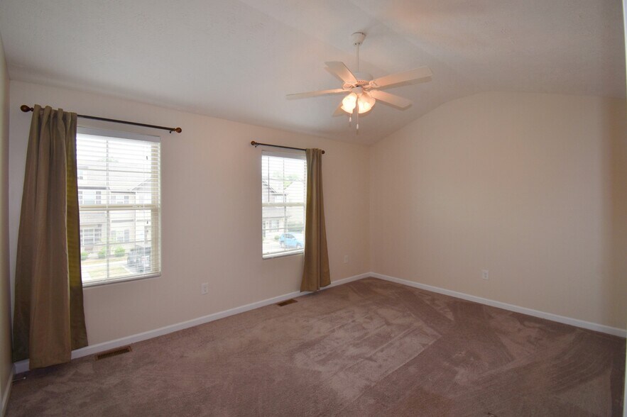 Building Photo - 5335 Tony Lama Ln