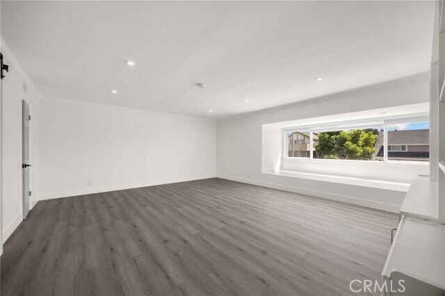Building Photo - 1025 Woodcrest Ave