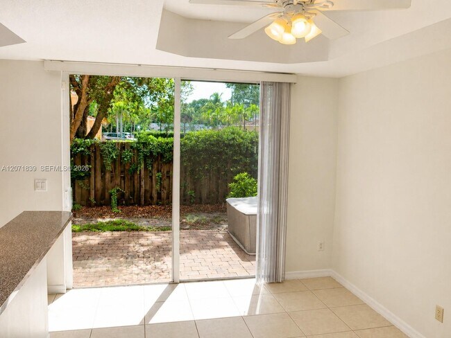 Building Photo - 4974 White Mangrove Way E