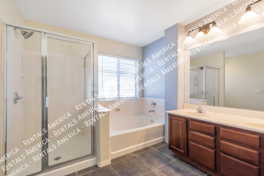 Building Photo - 2778 W Leafwing Dr