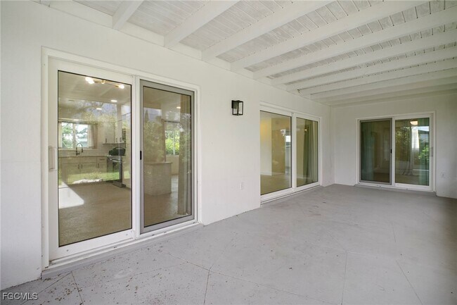 Building Photo - 4261 Lagg Ave