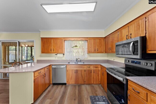 Building Photo - 1115 Gardendale Dr